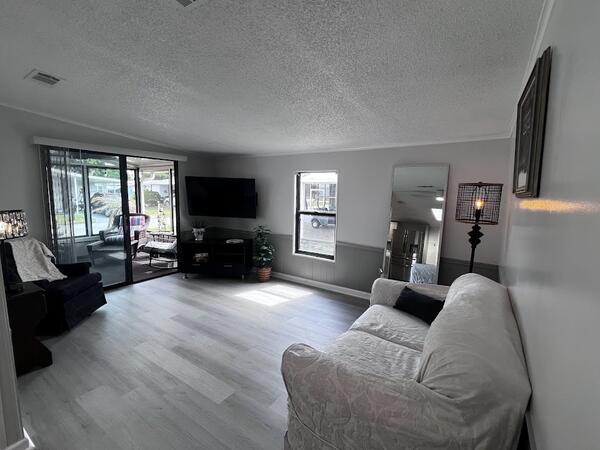 419 Tennis Lane a Winter Haven, FL Mobile or Manufactured Home for Sale